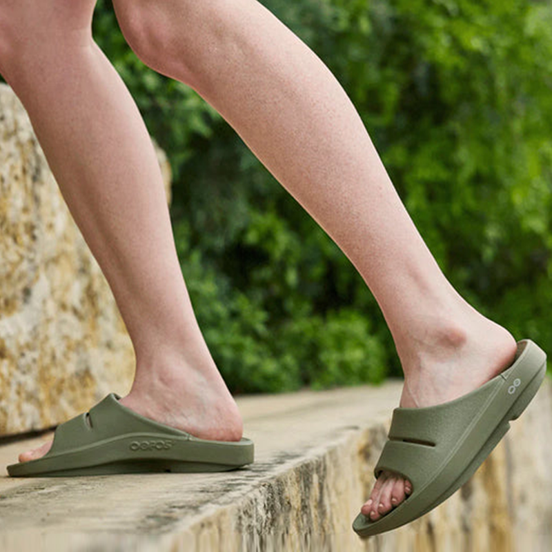 OOFOS Women's OOahh Slide - Foliage