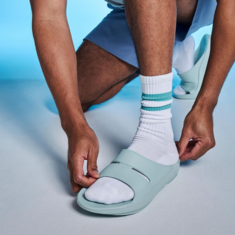 OOFOS Women's OOahh Slide - Mist