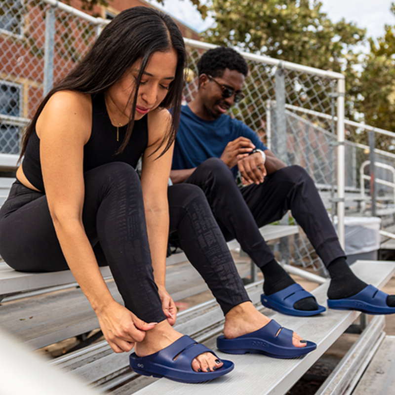 OOFOS Men's OOahh Slide - Navy