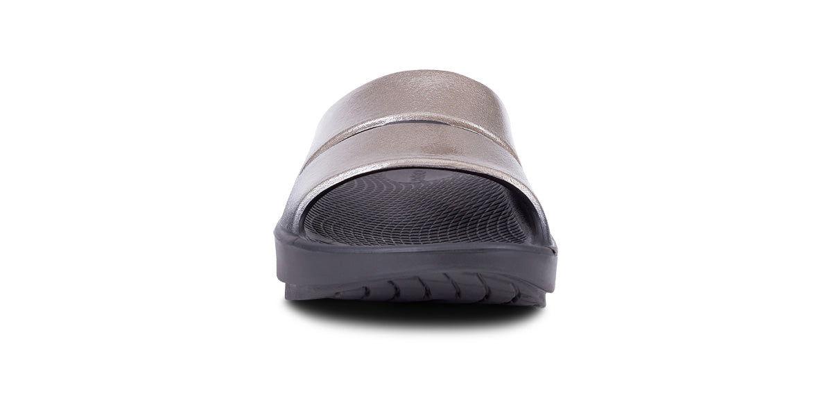 OOFOS Women&#39;s OOahh Luxe Slide - Latte