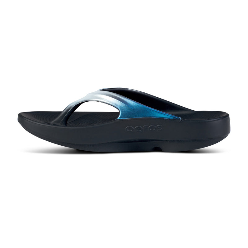 OOFOS Women's OOlala Luxe Thong - Frost