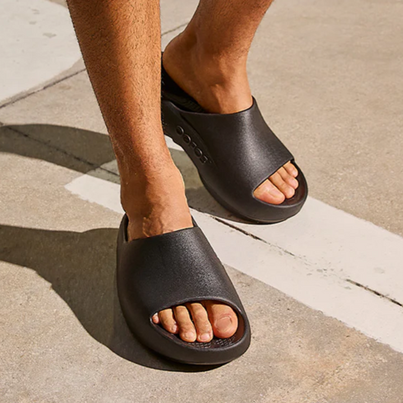 OOFOS Men's OOahh PLUS - Black
