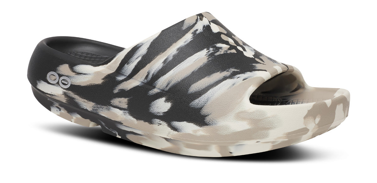 OOFOS Women's OOahh PLUS - Marble Black Nomad