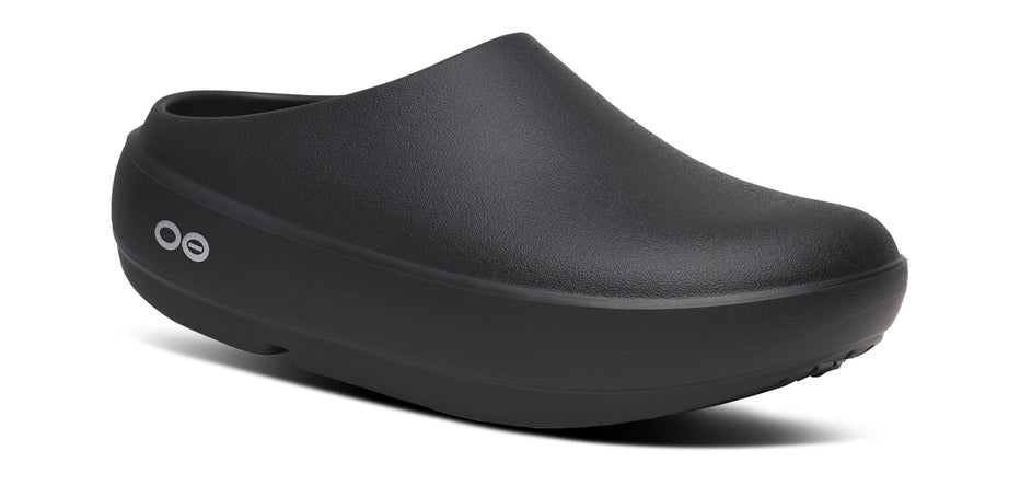 OOFOS Women's OOcloog PLUS - Black