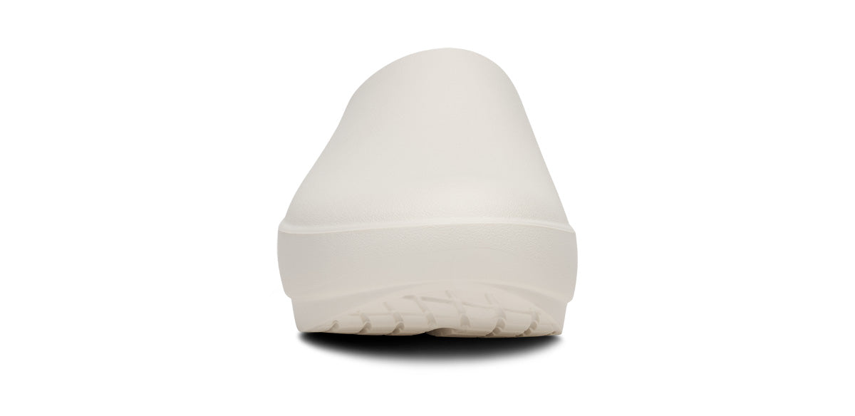OOFOS Women's OOcloog PLUS - Chalk