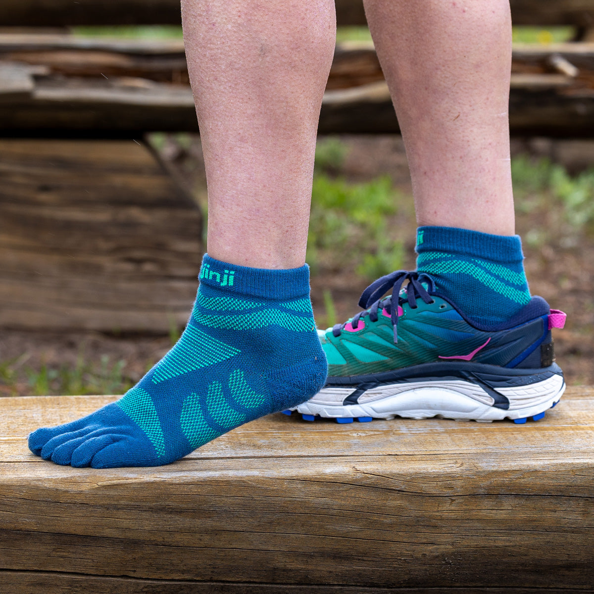 Injinji Womens Ultra Run Mini-Crew Running Socks