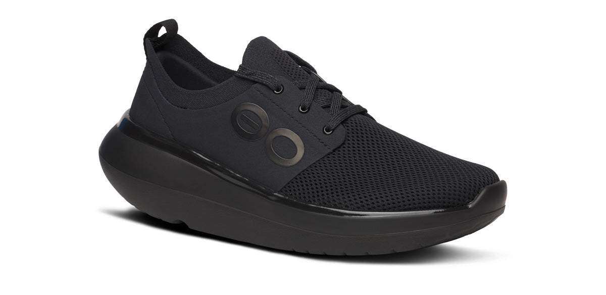 OOFOS Women&#39;s OOmy Stride Shoe - Black/Black