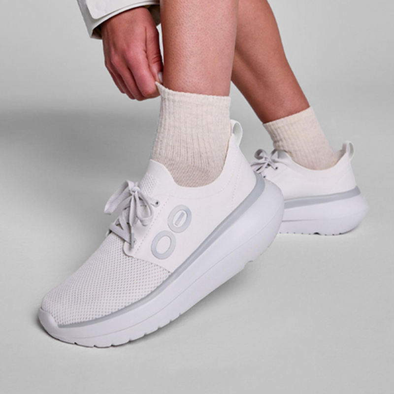 OOFOS Women's OOmy Stride Shoe - White/White