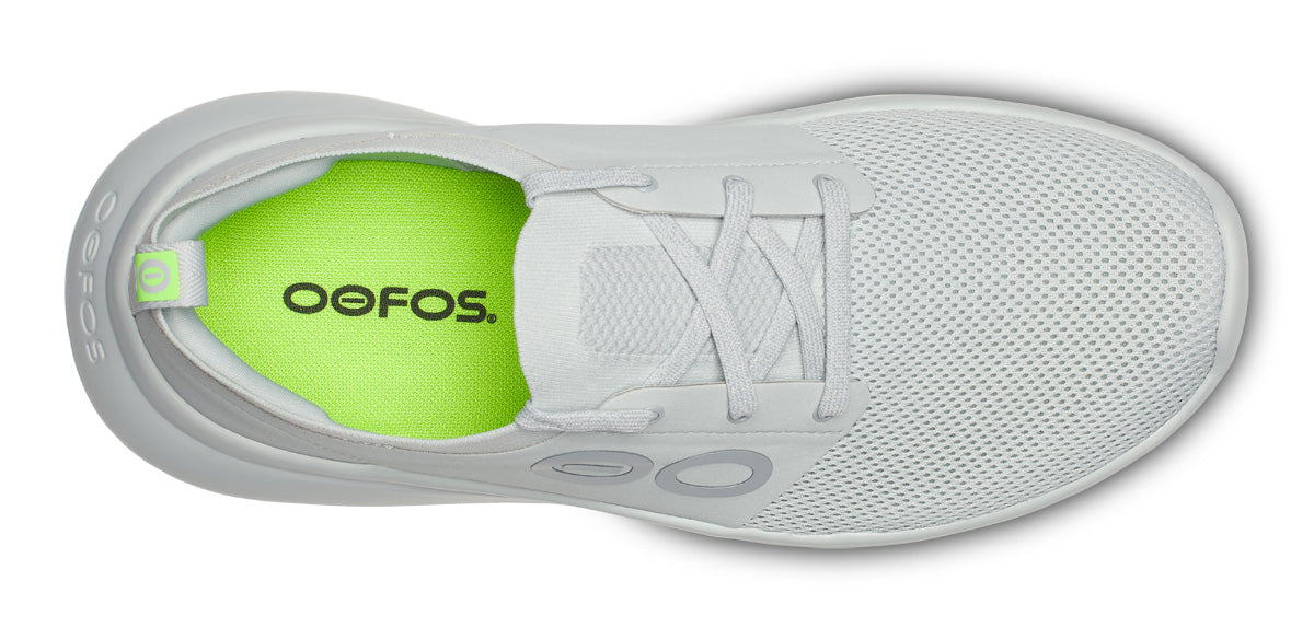 OOFOS Men&#39;s OOmy Stride Shoe - White/Grey