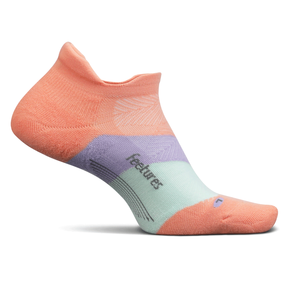 Feetures Elite Max Cushion No-Show Tab Socks