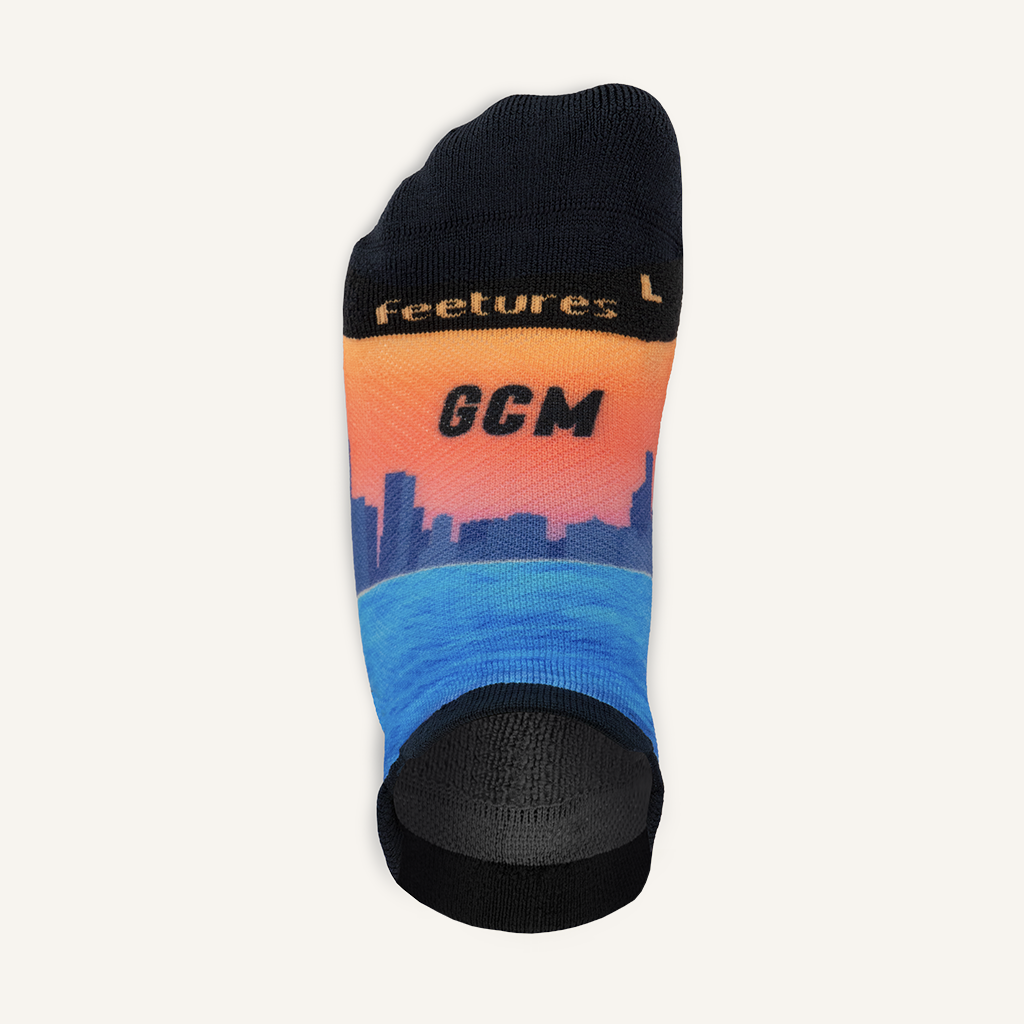 Feetures Elite Light Cushion No Show Tab - The Official 2024 Gold Coast Marathon Sock