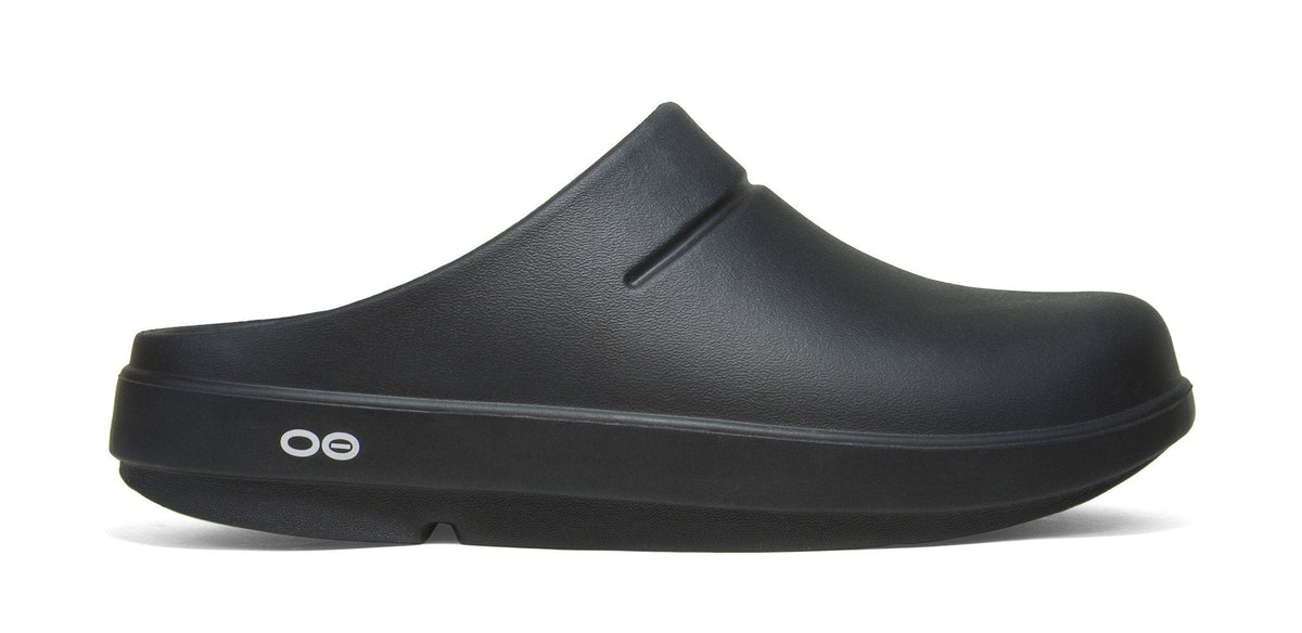 OOFOS Men&#39;s OOcloog Clog - Black