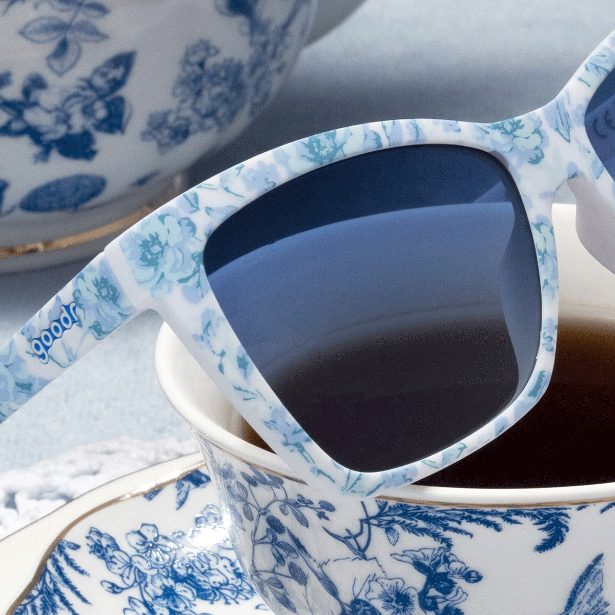 goodr Pop G - Partial to Porcelain