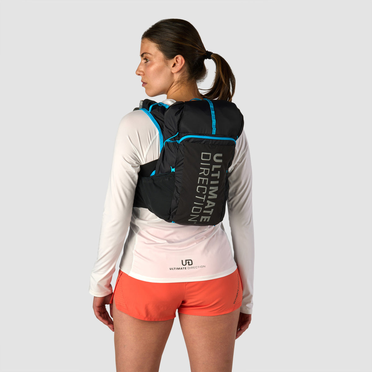 Ultimate Direction Adventure Vest 17L