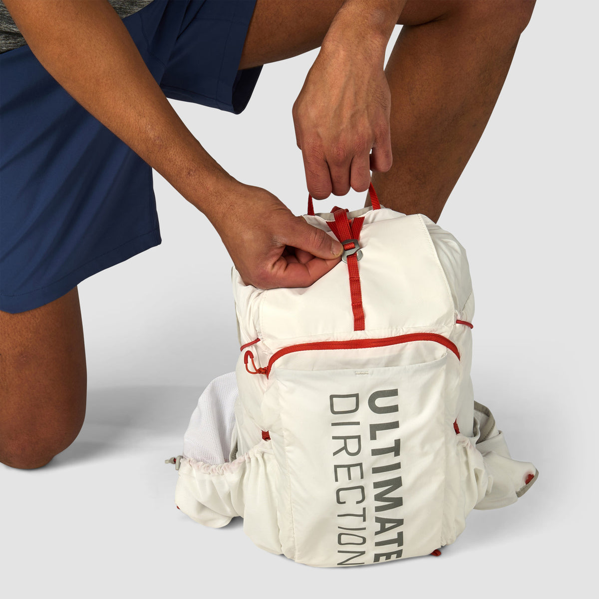 Ultimate Direction Adventure Vest 17L
