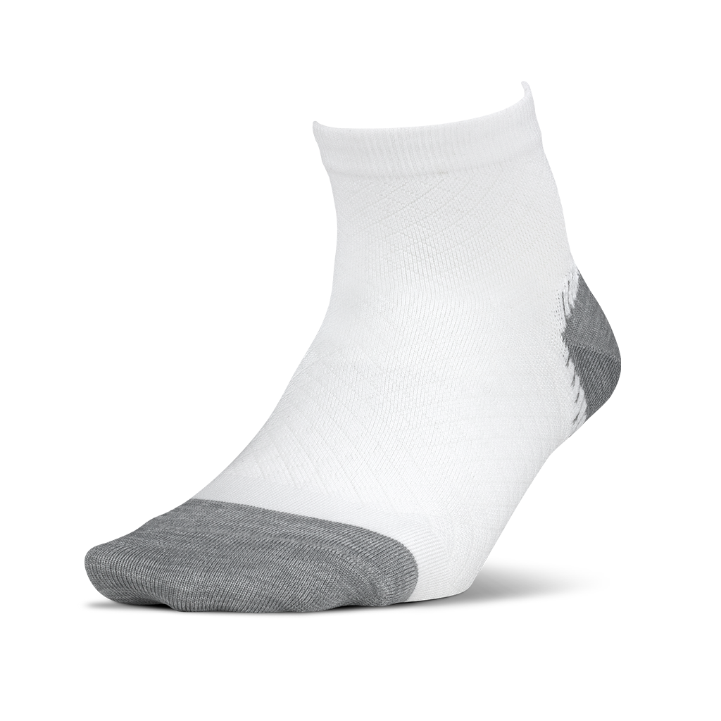 Feetures Plantar Fasciitis Compression Sock Ultra Light Quarter Socks